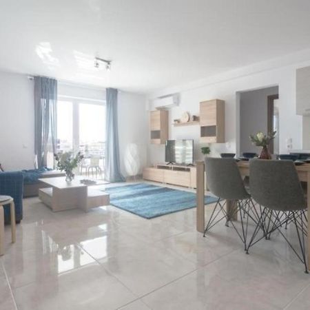 New Spacious Apartment Located In 比雷埃夫斯 外观 照片